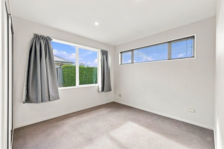 Photo of property in 8 Caulfield Avenue, Halswell, Christchurch, 8025
