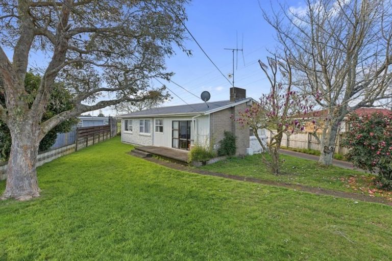 Photo of property in 21 Sheridan Street, Silverdale, Hamilton, 3216