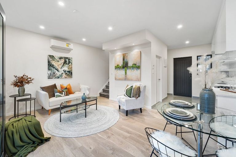 Photo of property in 8/144 Titirangi Road, New Lynn, Auckland, 0600