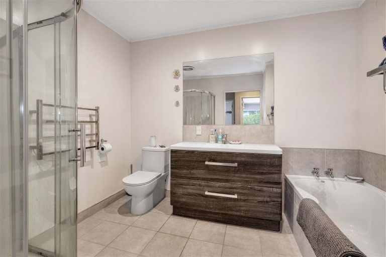 Photo of property in 177 Hibiscus Coast Highway, Red Beach, 0932