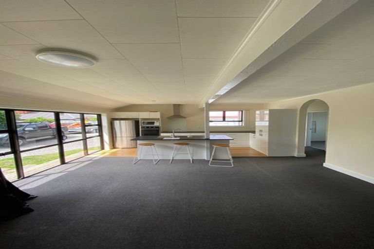 Photo of property in 64 Wainui Street, Riccarton, Christchurch, 8041