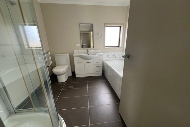 Photo of property in St Claire Village, 228/172 Mcleod Road, Te Atatu South, Auckland, 0610