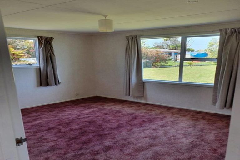 Photo of property in 24 Beach Road, Glenbrook, Waiuku, 2681