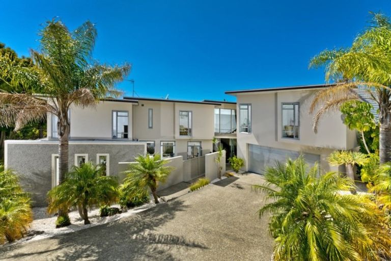 Photo of property in 54a Penzance Road, Mairangi Bay, Auckland, 0630