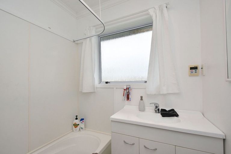 Photo of property in 1 Ward Street, Waverley, Invercargill, 9810