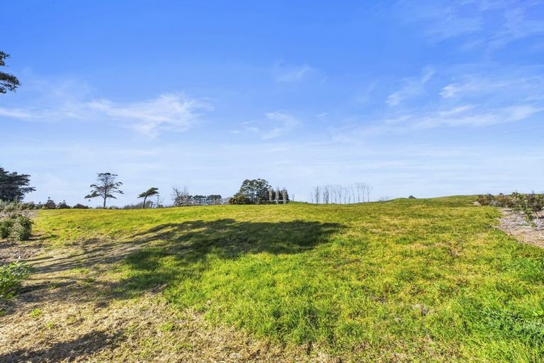 Photo of property in 176 Black Swamp Road, Mangawhai, 0975
