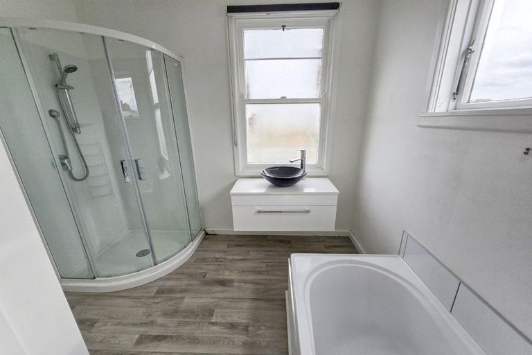 Photo of property in 70 Nuffield Avenue, Marewa, Napier, 4110