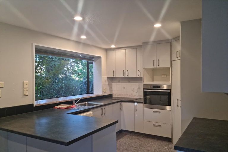 Photo of property in 17 Tintern Avenue, Avonhead, Christchurch, 8042