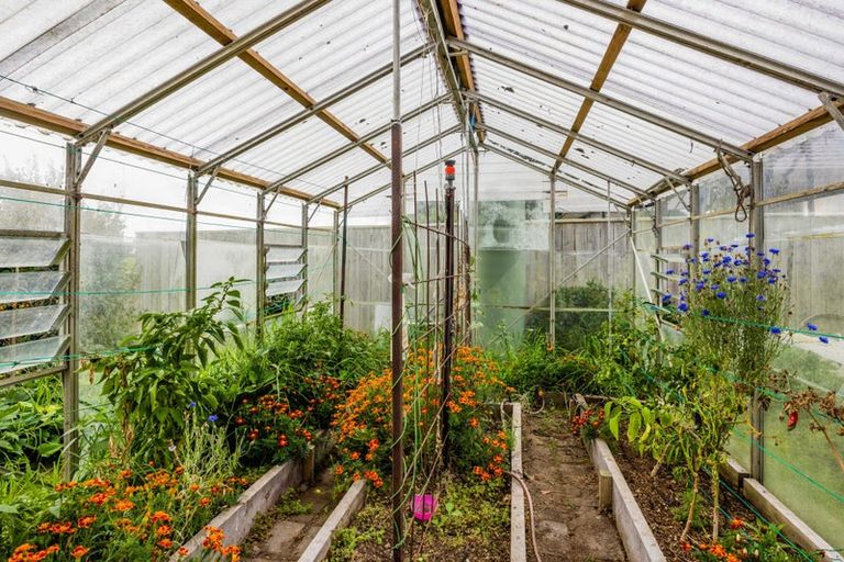 Photo of property in 13 Carthew Street, Okato, 4335