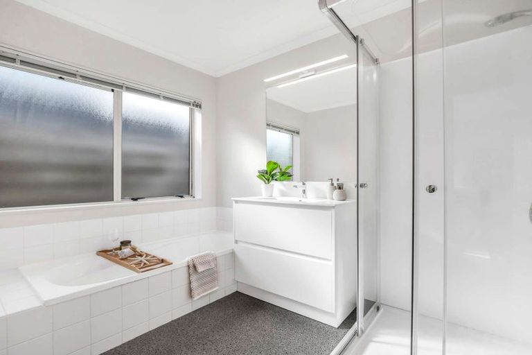 Photo of property in 7a Lilac Place, Otumoetai, Tauranga, 3110