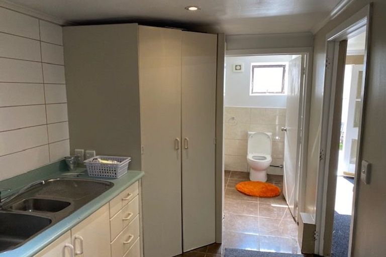 Photo of property in 16 Milich Terrace, Te Atatu South, Auckland, 0610