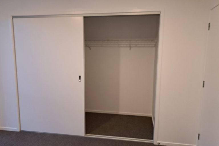 Photo of property in 2/3 Fairdale Place, Birkdale, Auckland, 0626