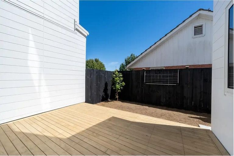 Photo of property in 9a Juliet Avenue, Howick, Auckland, 2014
