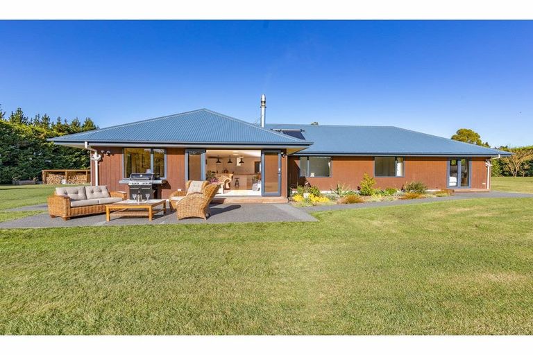 Photo of property in 2259 South Eyre Road, Eyrewell, Rangiora, 7476