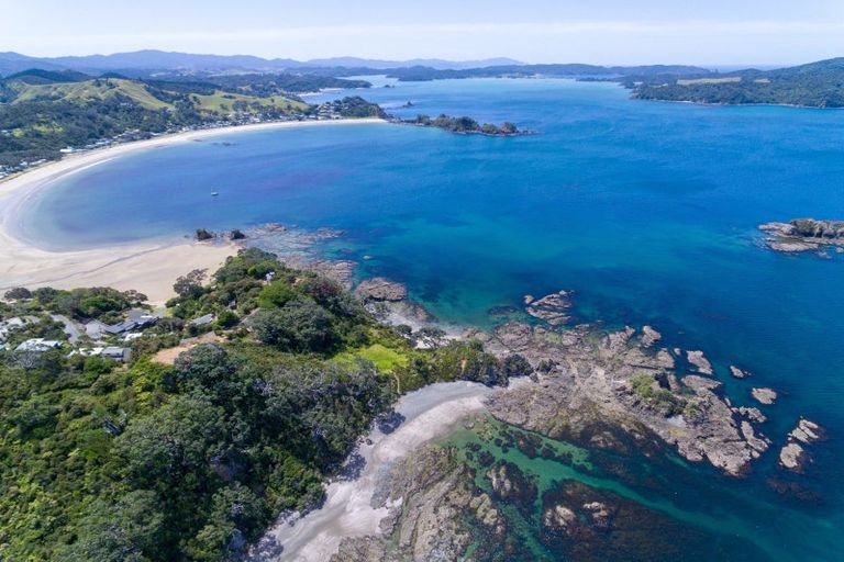 Photo of property in 124 Rapata Road, Oakura, Hikurangi, 0184