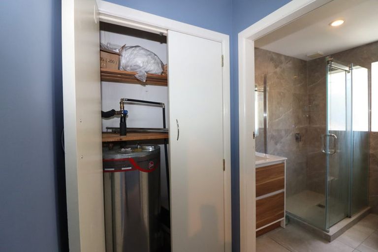 Photo of property in 1/41 Pomaria Road, Henderson, Auckland, 0610