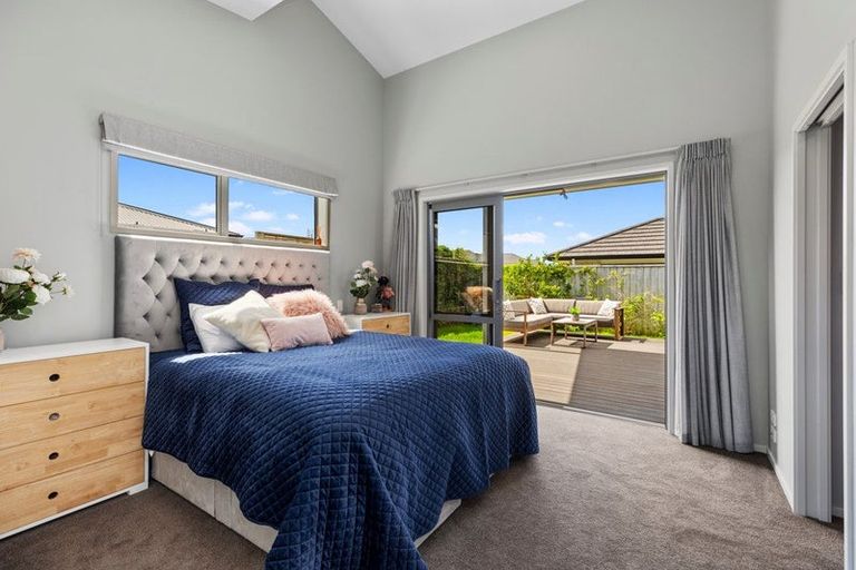 Photo of property in 27 Te Kio Crescent, Papamoa Beach, Papamoa, 3118