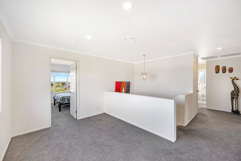 Photo of property in 28 Arataki Road, Havelock North, 4130