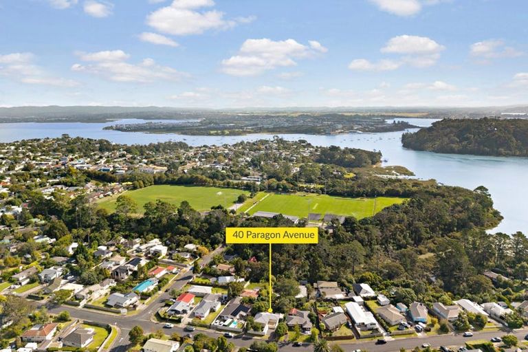 Photo of property in 40 Paragon Avenue, Beach Haven, Auckland, 0626