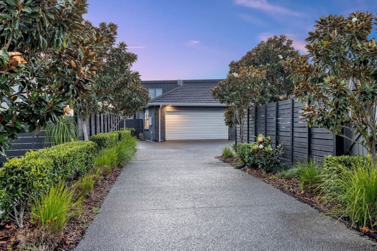 Photo of property in 36 Selliera Place, Papamoa Beach, Papamoa, 3118