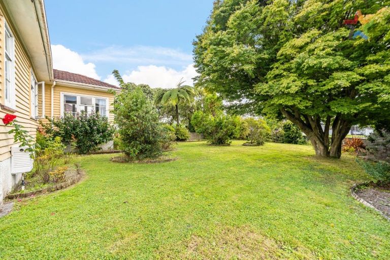 Photo of property in 135 Oxford Terrace, Epuni, Lower Hutt, 5011