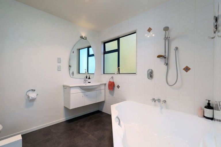 Photo of property in 44 Maire Street, Tahunanui, Nelson, 7011