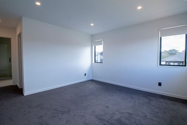 Photo of property in 15 Kate Duncan Drive, Swanson, 0614