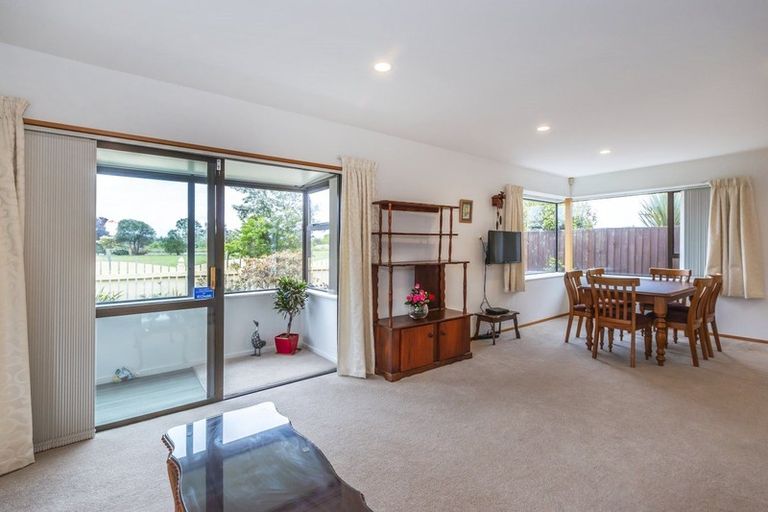 Photo of property in 12a Chardale Street, Avondale, Christchurch, 8061