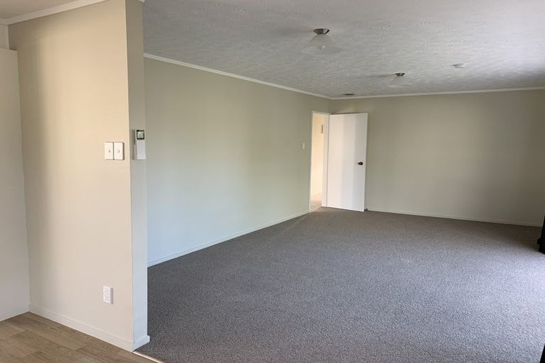 Photo of property in 43 Arthur Crescent, Hilltop, Taupo, 3330