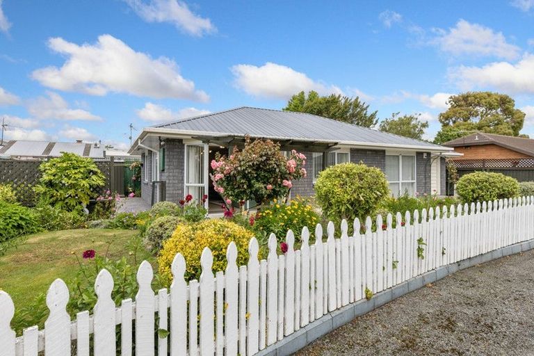 Photo of property in 2/7 Katie Lane, Dallington, Christchurch, 8061