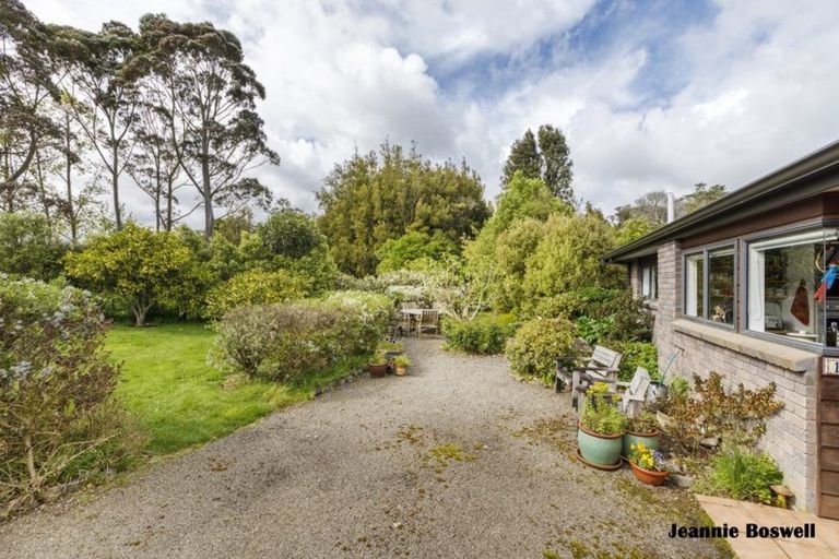 Photo of property in 160-170 Moonshine Valley Road, Aokautere, Palmerston North, 4471