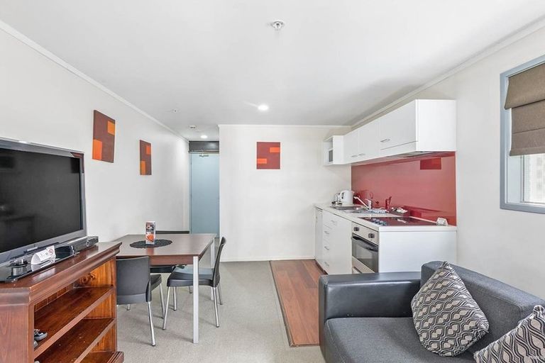 Photo of property in Waldorf Bankside Apartments, 4e/8 Bankside Street, Auckland Central, Auckland, 1010