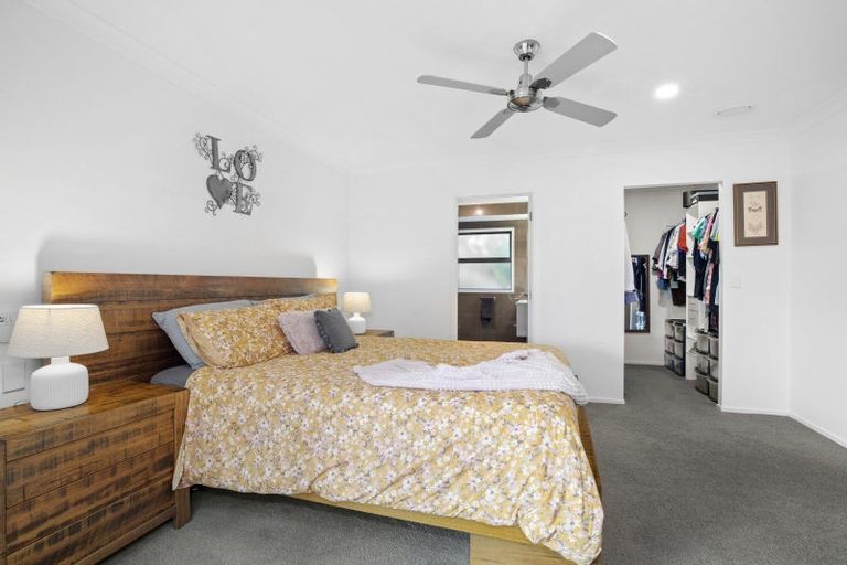 Photo of property in 18 Tonkin Place, Buckland, Pukekohe, 2677