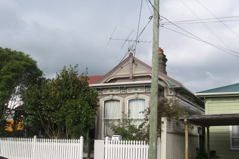 Photo of property in 24 Elizabeth Street, Petone, Lower Hutt, 5012