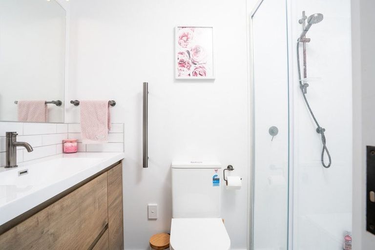 Photo of property in 19n Kabul Street, Khandallah, Wellington, 6035