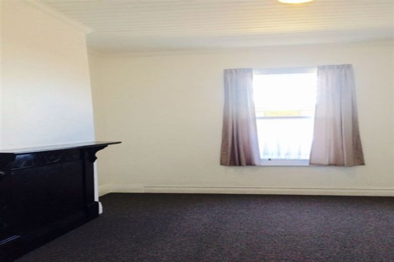 Photo of property in 19 Law Street, Caversham, Dunedin, 9012