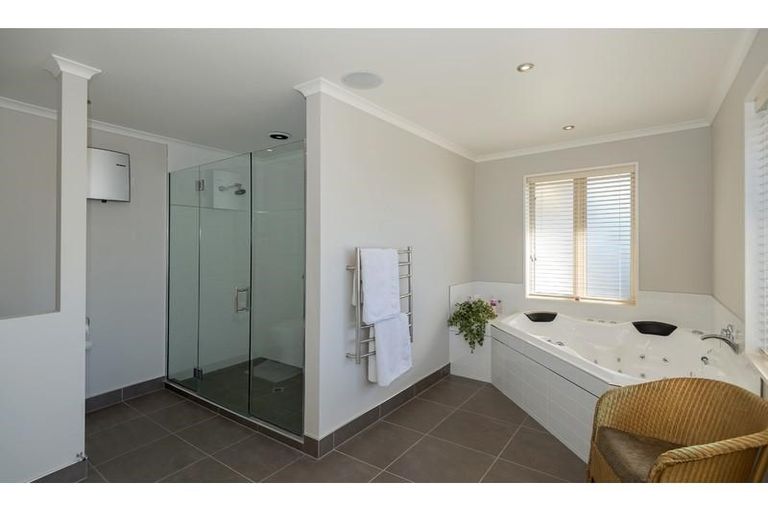 Photo of property in 34 Applefield Court, Northwood, Christchurch, 8051