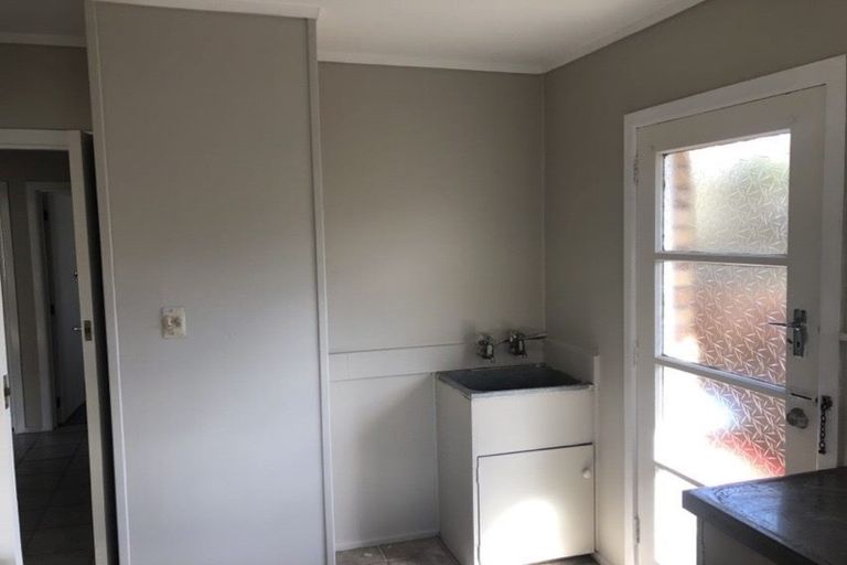 Photo of property in 2/33 Kitchener Road, Sandringham, Auckland, 1025