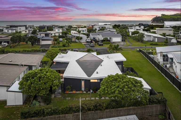 Photo of property in 20 Tohora Crescent, Omaha, Warkworth, 0986