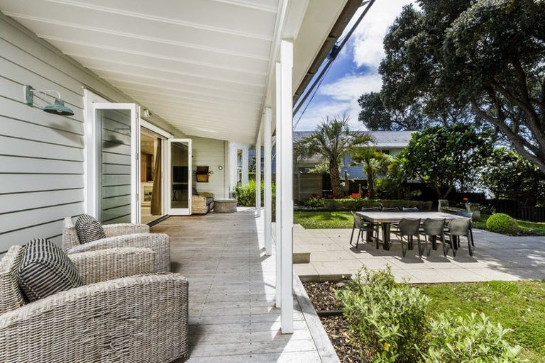 Photo of property in 33 Cheltenham Road, Devonport, Auckland, 0624