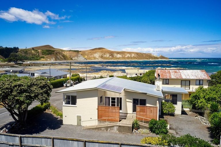 Photo of property in 2/1 Weka Road, South Bay, Kaikoura, 7300