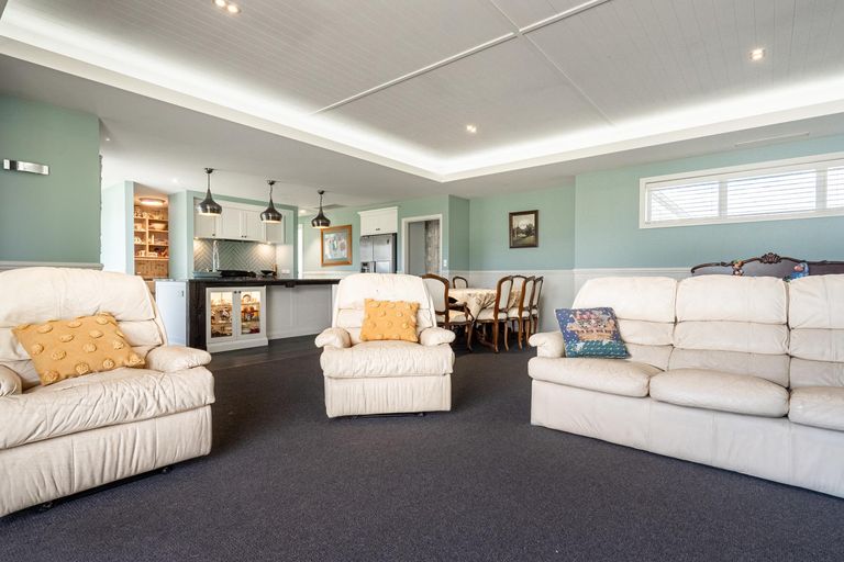 Photo of property in 2 Homestead Avenue, Twizel, 7999