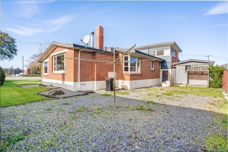Photo of property in 326 Great North Road, Winton, 9720