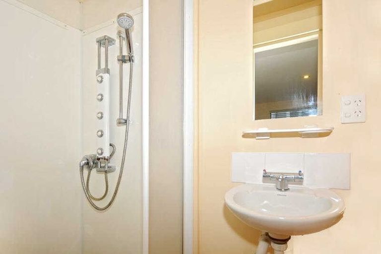 Photo of property in 119 Queens Road, Waikanae Beach, Waikanae, 5036