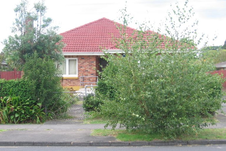 Photo of property in 98 Portage Road, New Lynn, Auckland, 0600