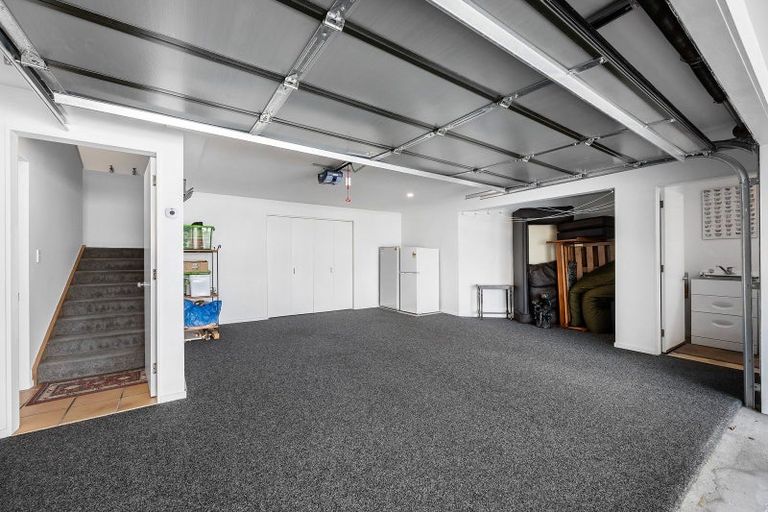 Photo of property in 30 Grove Road, Kelburn, Wellington, 6012