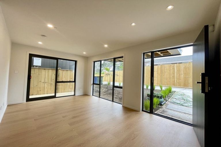 Photo of property in 91b Sunrise Avenue, Murrays Bay, Auckland, 0630