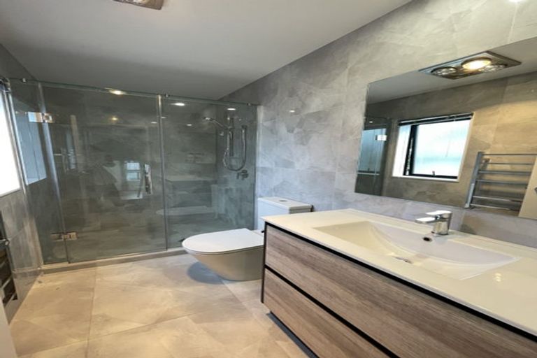 Photo of property in 11d Manuwai Road, Torbay, Auckland, 0630