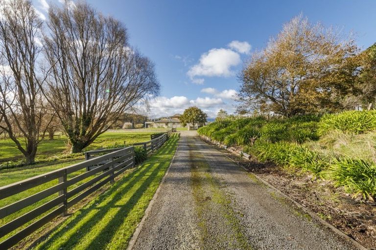 Photo of property in 580 Stoney Creek Road, Kelvin Grove, Palmerston North, 4470