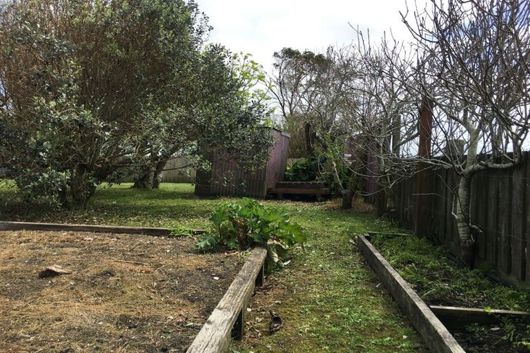 Photo of property in 72 Jellicoe Road, Ruawai, 0530